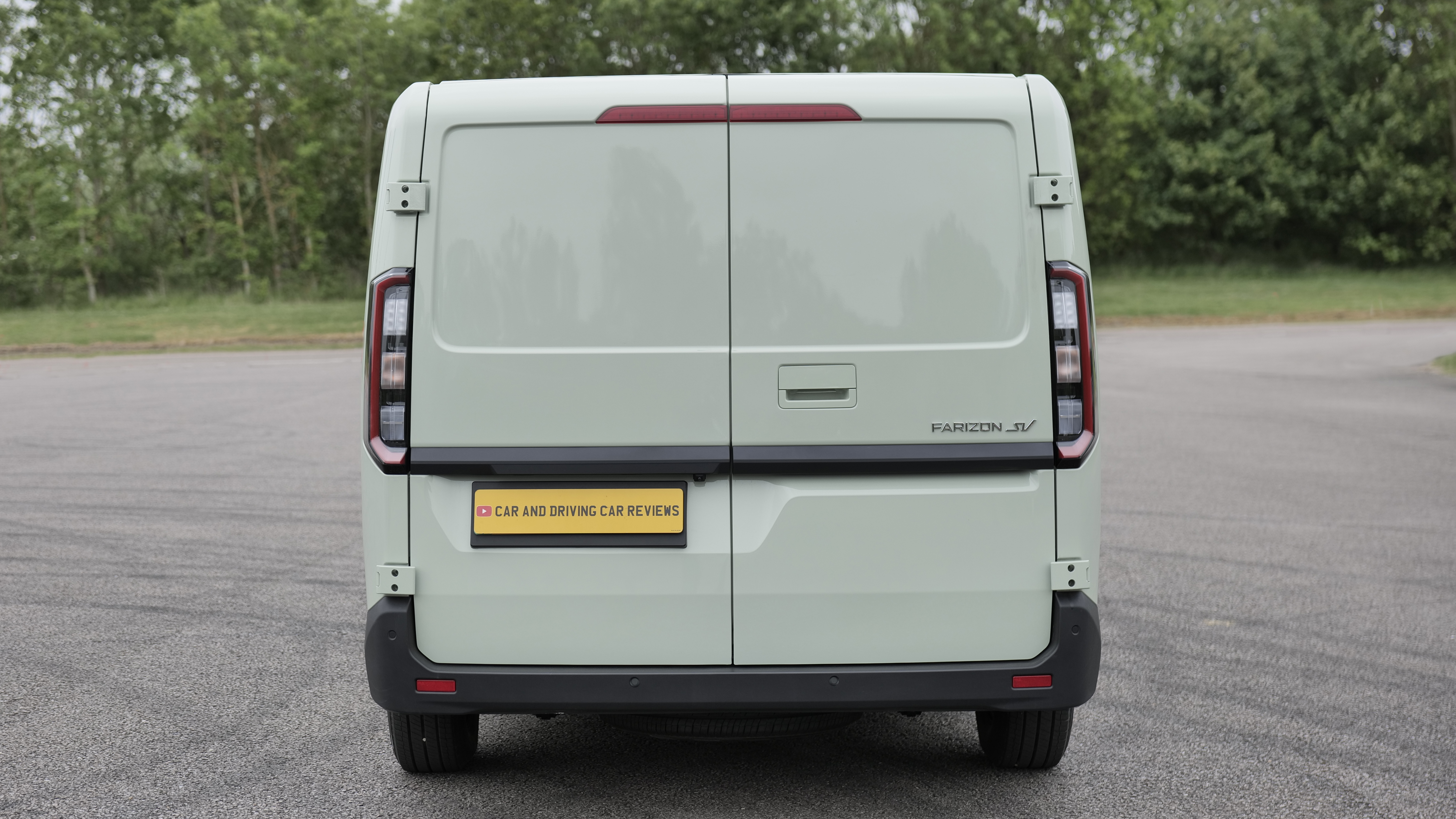 FARIZON SUPERVAN L1 ELECTRIC 170kW 67kWh Core H1 Van Auto